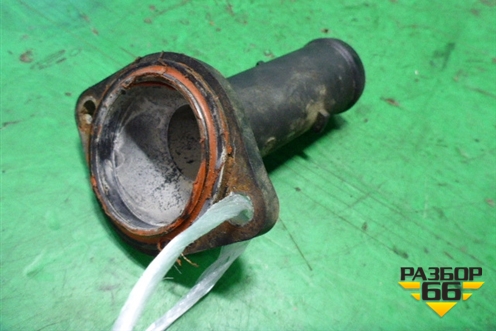 Фланец системы охлаждения (2.0 CBD TDI) (03G121121F) для Volkswagen Passat (B6) с 2005-2010г