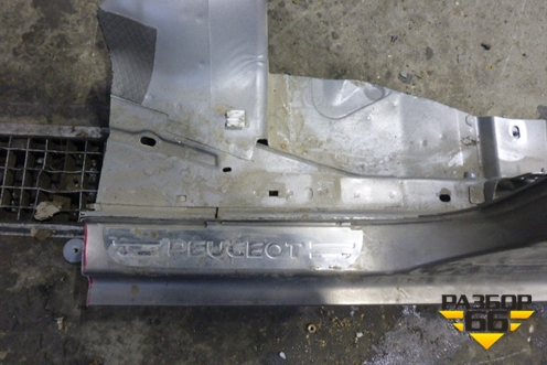 Порог со стойкой правый для Peugeot 407 с 2004г
