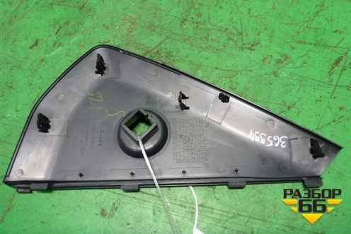 Накладка на торпедо (боковая правая) (68498JD900) для Nissan Qashqai (J10E) с 2006-2013г