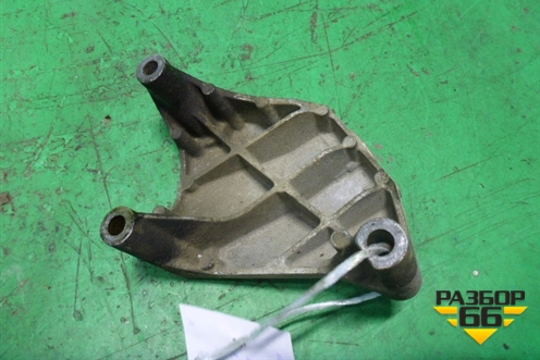 Кронштейн двигателя правый (1.4л A14NET) (13247804) для Opel Meriva с 2010г