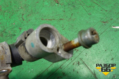 Трубка кондиционера (7L0820017E) для Volkswagen Touareg c 2002-2010г