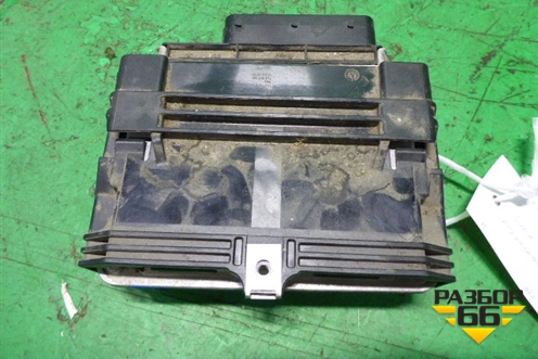 Блок управления раздаточной коробкой для Volkswagen Touareg c 2002-2010г
