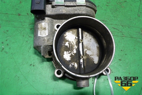 Заслонка дроссельная электрическая (4.2л AXQ) (077133062) для Volkswagen Touareg c 2002-2010г
