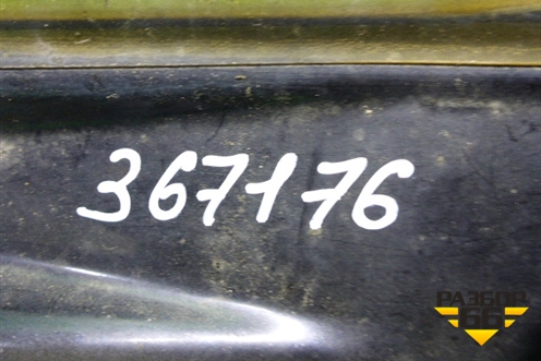 Кронштейн переднего крыла левый (7L6805175D) для Volkswagen Touareg c 2002-2010г