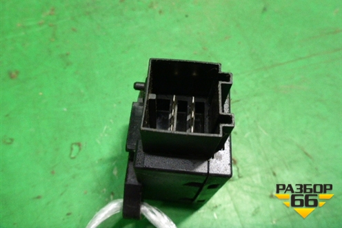 Реле подогрева сидений (7L0959772) для Volkswagen Touareg c 2002-2010г