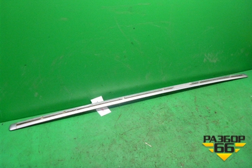 Молдинг крыши правый (7L6860184E) для Volkswagen Touareg c 2002-2010г