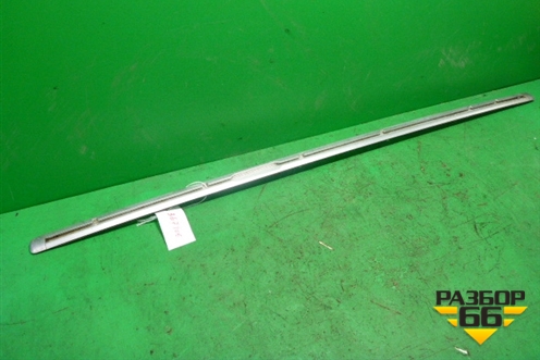 Молдинг крыши левый (7L6860181E) для Volkswagen Touareg c 2002-2010г