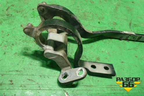 Петля двери багажника (левая) (7L6827301A) для Volkswagen Touareg c 2002-2010г