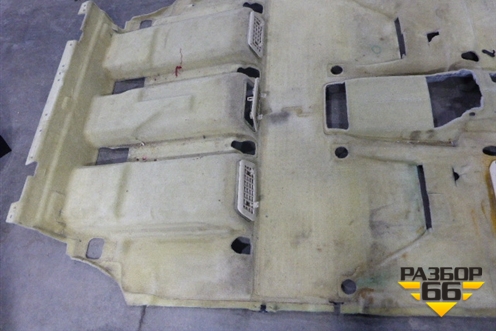 Покрытие напольное (бежевое) (5851048290A0) для Lexus RX 300 c 2009-2015г