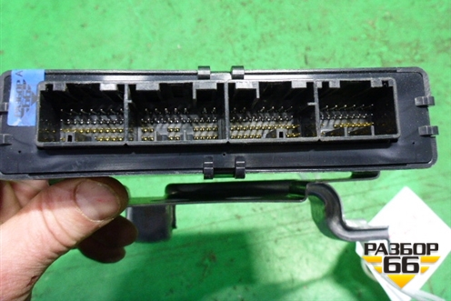 Блок электронный (8954048421) для Lexus RX 300 c 2009-2015г
