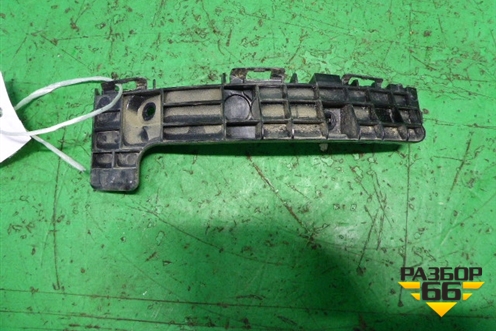 Кронштейн заднего бампера левый (под фонарь) (5215648031) для Lexus RX 300 c 2009-2015г