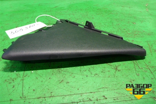 Накладка внутренняя (на консоль правая) (5881606150) для Toyota Camry V50 с 2011-2018г