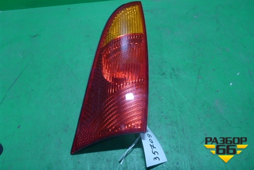Фонарь задний правый (хетчбэк новый) (1M5113A602AB) для Ford Focus 1 с 1998-2004г