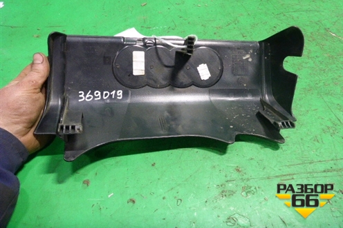 Накладка декоративная на двигатель (передняя 4.2л BAR) (7L6103926A) для Volkswagen Touareg c 2002-2010г