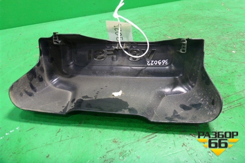 Накладка декоративная на двигатель (задняя 4.2л BAR) (7L6103927A) для Volkswagen Touareg c 2002-2010г