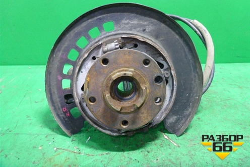 Кулак задний левый (7L0505435B) для Volkswagen Touareg c 2002-2010г