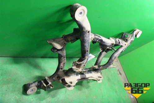 Балка задняя (нижняя) для Volkswagen Touareg c 2002-2010г