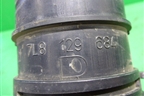 Патрубок воздушного фильтра (4.2л BAR) (7L8129684) для Volkswagen Touareg c 2002-2010г