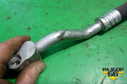 Трубка кондиционера (7L6820743E) для Volkswagen Touareg c 2002-2010г