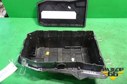 Ящик под аккумулятор (под сиденьем) для Volkswagen Touareg c 2002-2010г