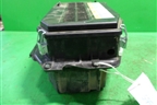 Ящик под аккумулятор (под сиденьем) для Volkswagen Touareg c 2002-2010г