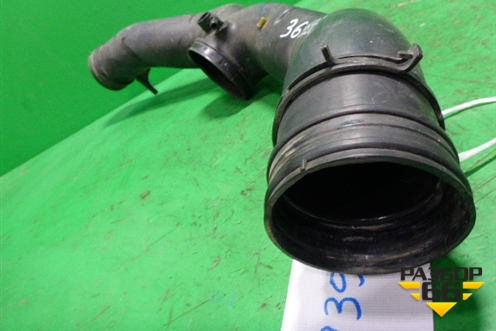 Патрубок воздушного фильтра (4.2л BAR) (7L6129627G) для Volkswagen Touareg c 2002-2010г