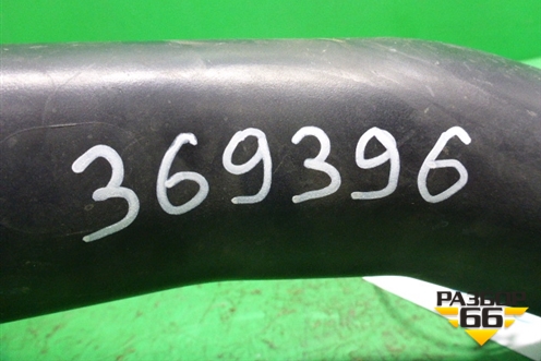 Патрубок воздушного фильтра (4.2л BAR) (7L6129627G) для Volkswagen Touareg c 2002-2010г