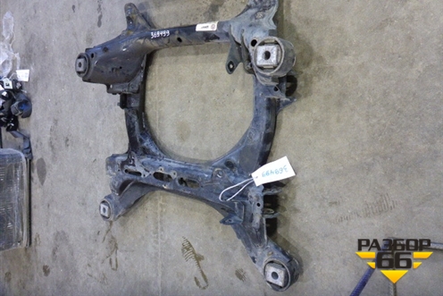 Подрамник передний АКПП (7L0400025) для Volkswagen Touareg c 2002-2010г