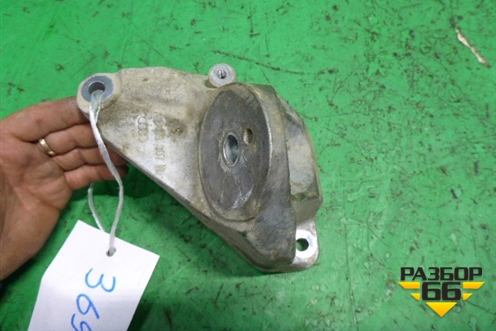 Кронштейн двигателя левый (4.2л BAR) (7L8199307D) для Volkswagen Touareg c 2002-2010г