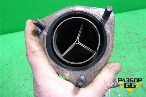 Коллектор выпускной (левый 4.2л BAR) (079253033S) для Volkswagen Touareg c 2002-2010г