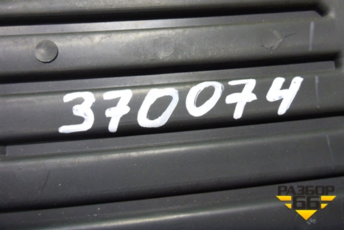 Консоль (735281878) для Fiat Doblo с 2005-2015г