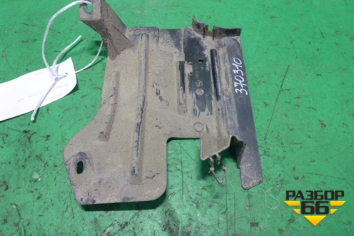 Пыльник заднего бампера левый (8V4111779AC) для Ford Kuga с 2008-2012г