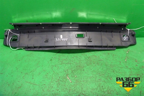 Обшивка багажника (на занюю панель) (3D5863459D) для Volkswagen Phaeton с 2002-2014г