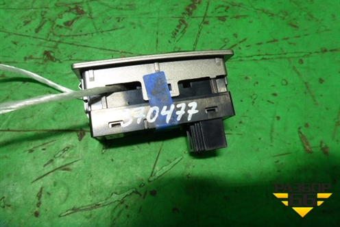 Кнопка стеклоподъёмника (3D0959858G) для Volkswagen Phaeton с 2002-2014г
