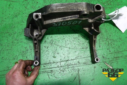 Кронштейн КПП нижний (к двигателю 1.3л JTD) (55182191) для Fiat Doblo с 2005-2015г