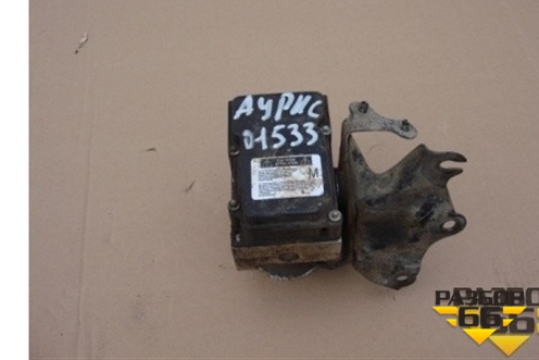 Блок ABS для Toyota Auris с 2006-2012г