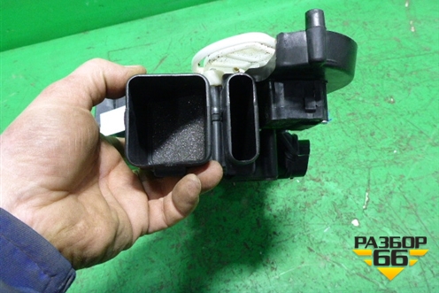 Корпус отопителя (правый) (3D08198734C) для Volkswagen Phaeton с 2002-2014г
