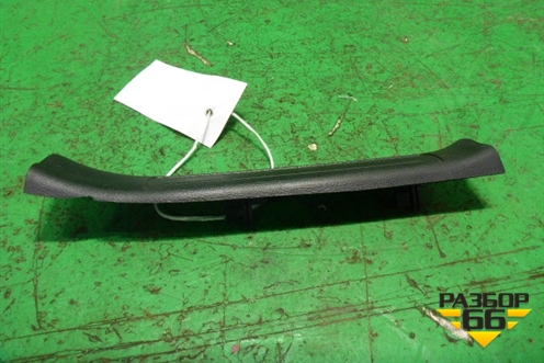 Накладка порога внутренняя заднего левого (BBM468740) для Mazda Mazda 3 (BL) с 2009-2013г