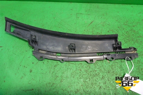 Решетка стеклоочистителей правая (нижняя) (BBM4507P1) для Mazda Mazda 3 (BL) с 2009-2013г