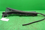 Решетка стеклоочистителей правая (BBM4507R1) для Mazda Mazda 3 (BL) с 2009-2013г