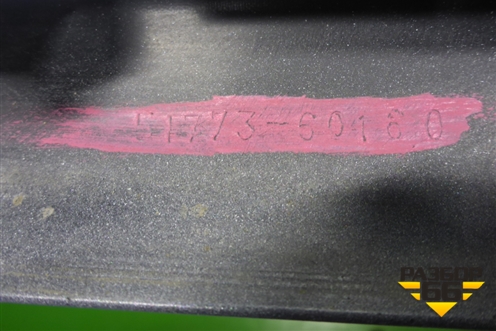 Накладка на порог наружная правая на подножку (5177360160) для Toyota Land Cruiser (200) с 2008г