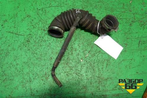 Патрубок воздушного фильтра (1.3л 4A90) (MN135109) для Mitsubishi Colt с 2004г