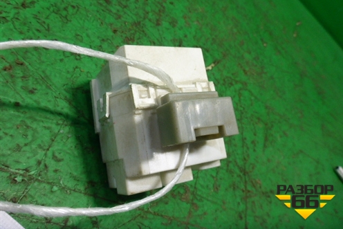 Реле (MN108928) для Mitsubishi Colt с 2004г