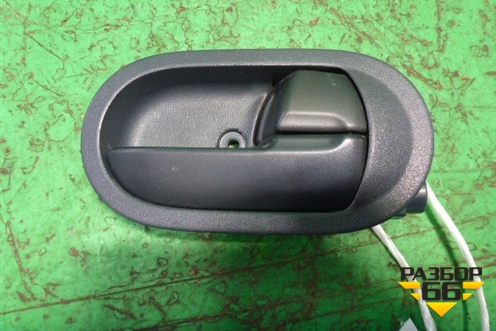 Ручка внутренняя двери передней правой для Mitsubishi Colt с 2004г