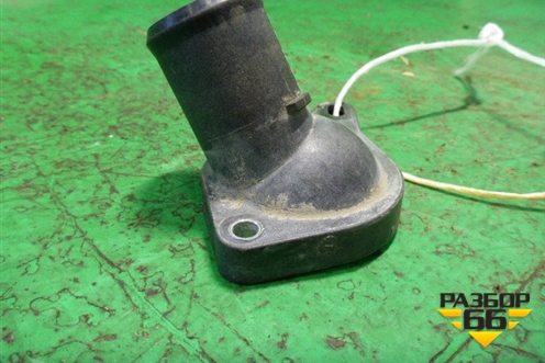 Фланец двигателя системы охлаждения (1.3л 4A90) (MN155852) для Mitsubishi Colt с 2004г