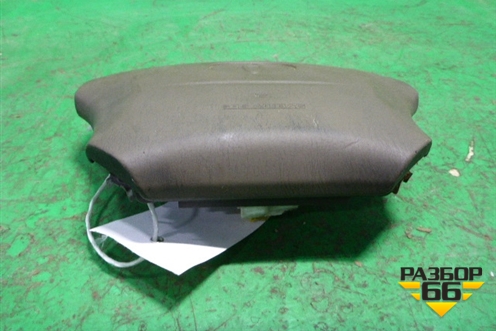 Подушка безопасности в рулевое колесо (до 2005г бежевый) для Toyota Land Cruiser (100) с1998-2007г