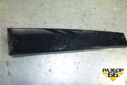 Накладка стойки (центральной левой) (9654401780) для Citroen C4 Picasso c 2006-2014г