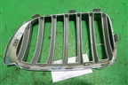 Решетка радиатора правая (М-Пакет) (51117210726) для BMW X4 F26 с 2014г