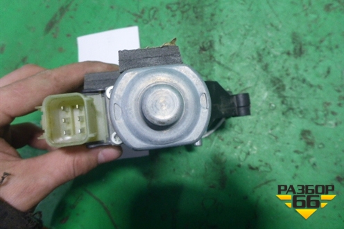 Моторчик стеклоподъёмника задний правый (E840368002) для Land Rover Range Rover Sport с 2013-2022г