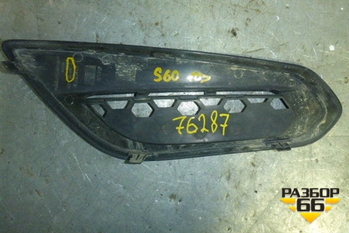 Накладка ПТФ левая (31294129) для Volvo S60 с 2010-2018г